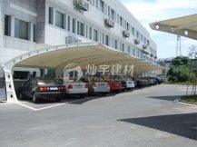 <b>常熟醫(yī)院定制膜結(jié)構(gòu)停車棚投入使用</b>